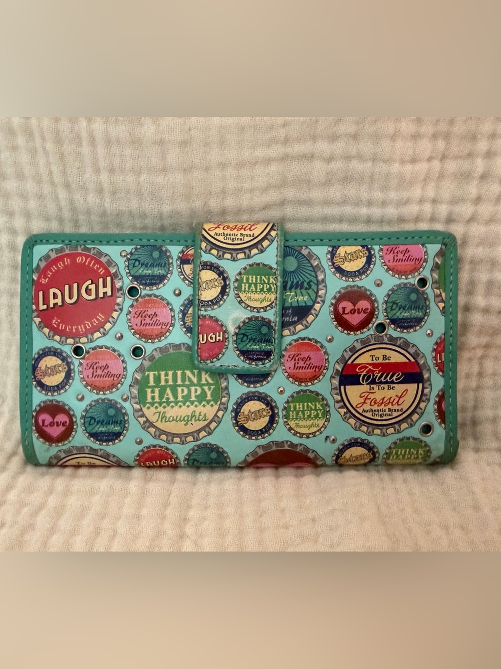 Fossil Turquoise Multicolor Bottle Cap Print Wallet Collectors Item
